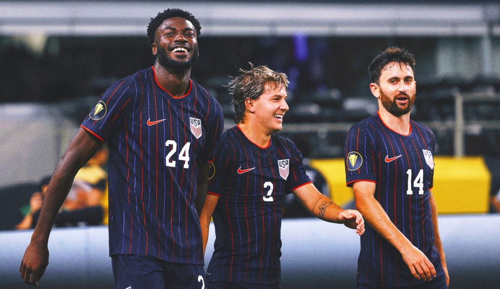cc233281-usmnt1.jpg