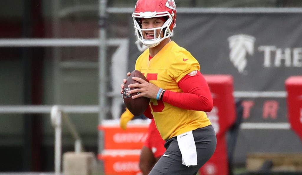 chiefs-training-camp.jpg