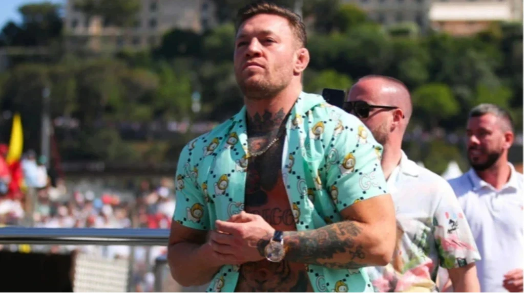 Макгрегор провел свой бой в UFC после 5-летнего перерыва